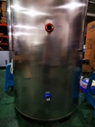 1000 L Pressure bearing water tank with SUS304 case